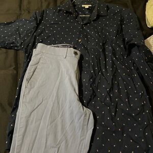 Bar III Men’s Button Up Lg with Bar III light blue Chinos 32/30